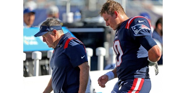 New England Patriots haluaa vaihtaa aloittelijan pelinrakentaja Mac Jonesin